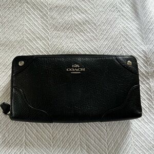 Coach Black Leather Zip Wallet with Silver Logo